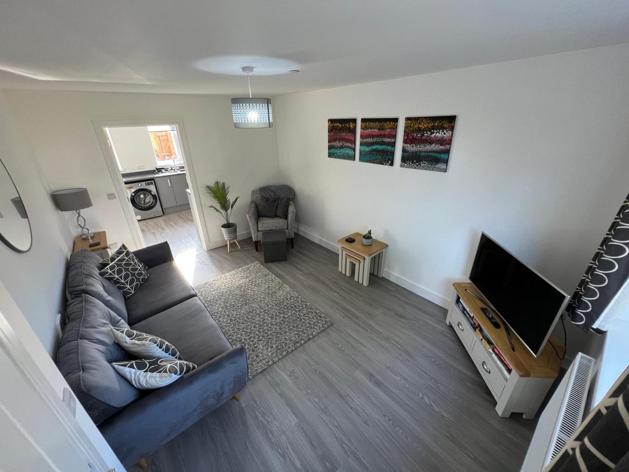 Modern, Two Double Bedroom House With Free Parking Chepstow Εξωτερικό φωτογραφία