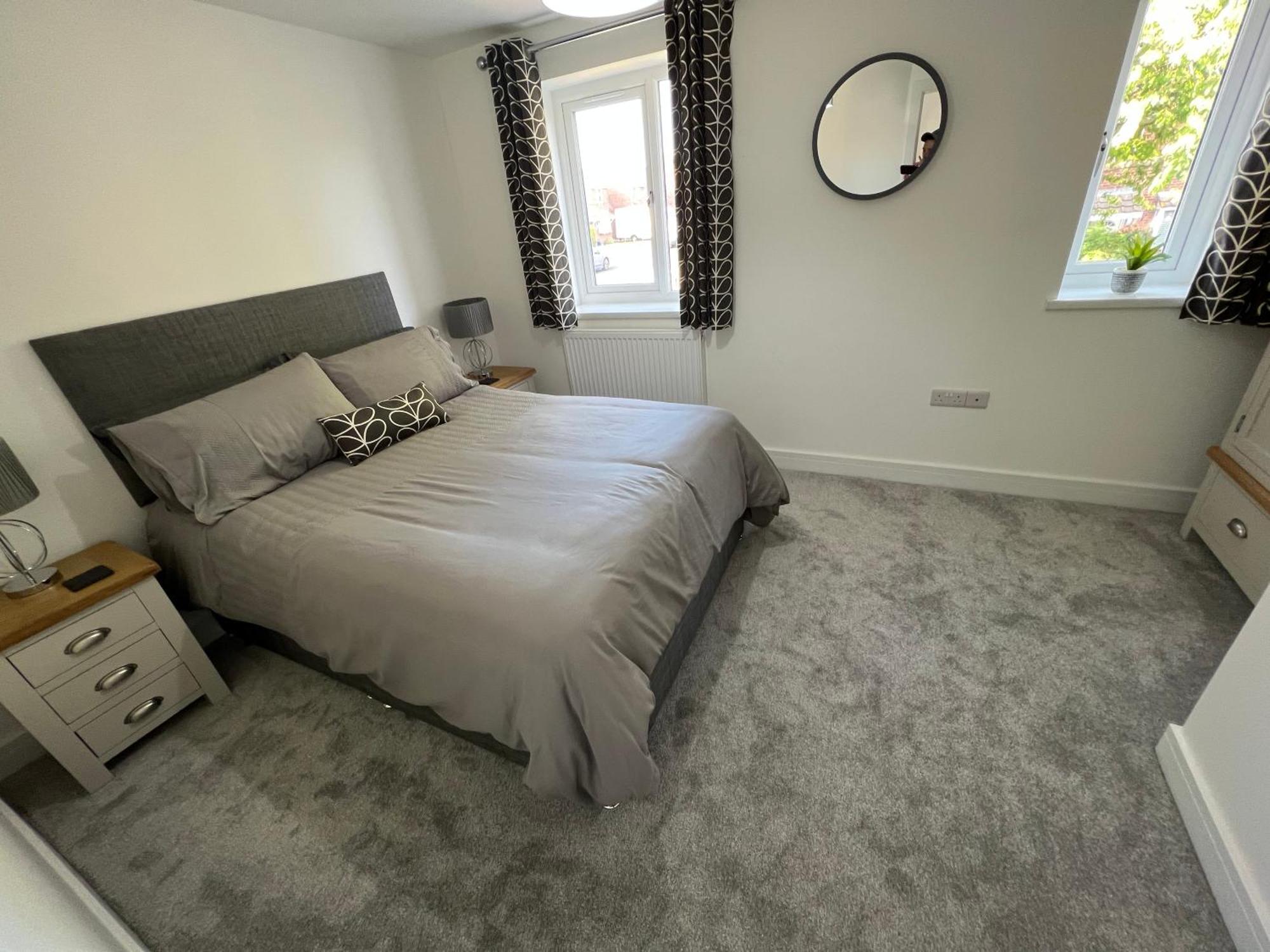 Modern, Two Double Bedroom House With Free Parking Chepstow Εξωτερικό φωτογραφία