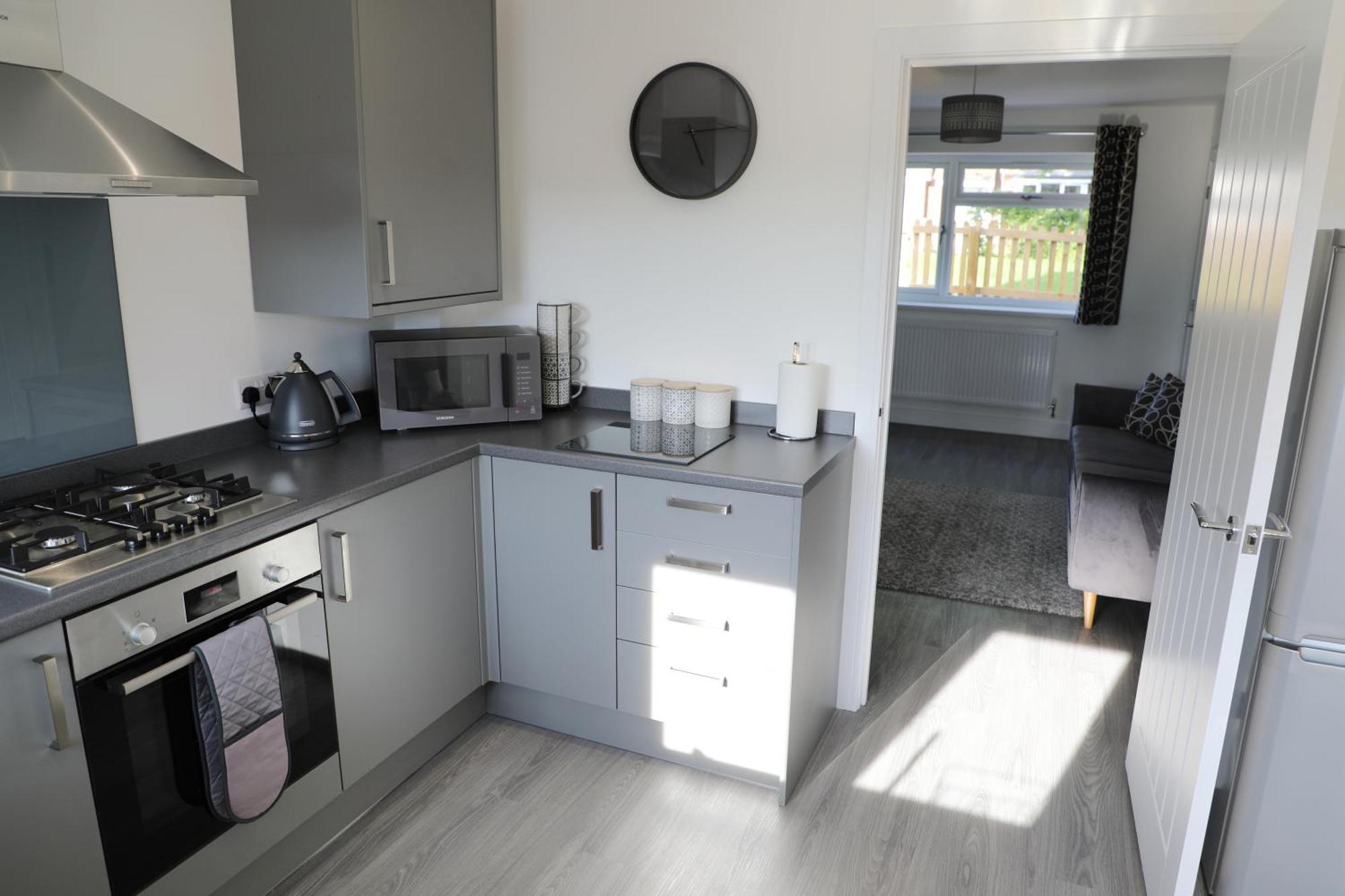 Modern, Two Double Bedroom House With Free Parking Chepstow Εξωτερικό φωτογραφία