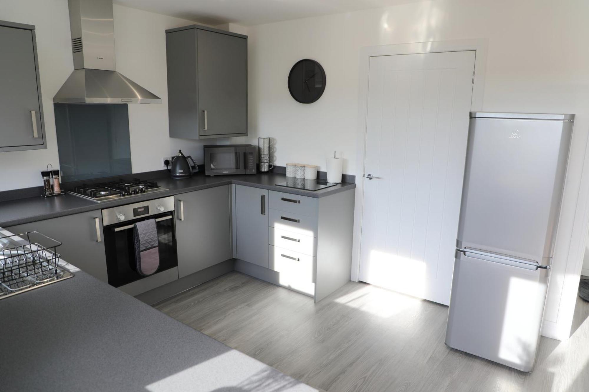 Modern, Two Double Bedroom House With Free Parking Chepstow Εξωτερικό φωτογραφία
